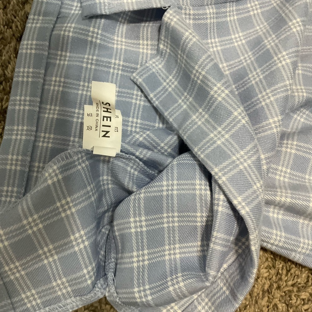 SHEIN baby blue & white plaid mini skirt  Size Medium - Picture 5 of 5